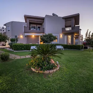  Apartment Tholos