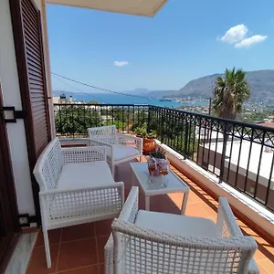 Chrisa's Beautiful Chania Χανιά